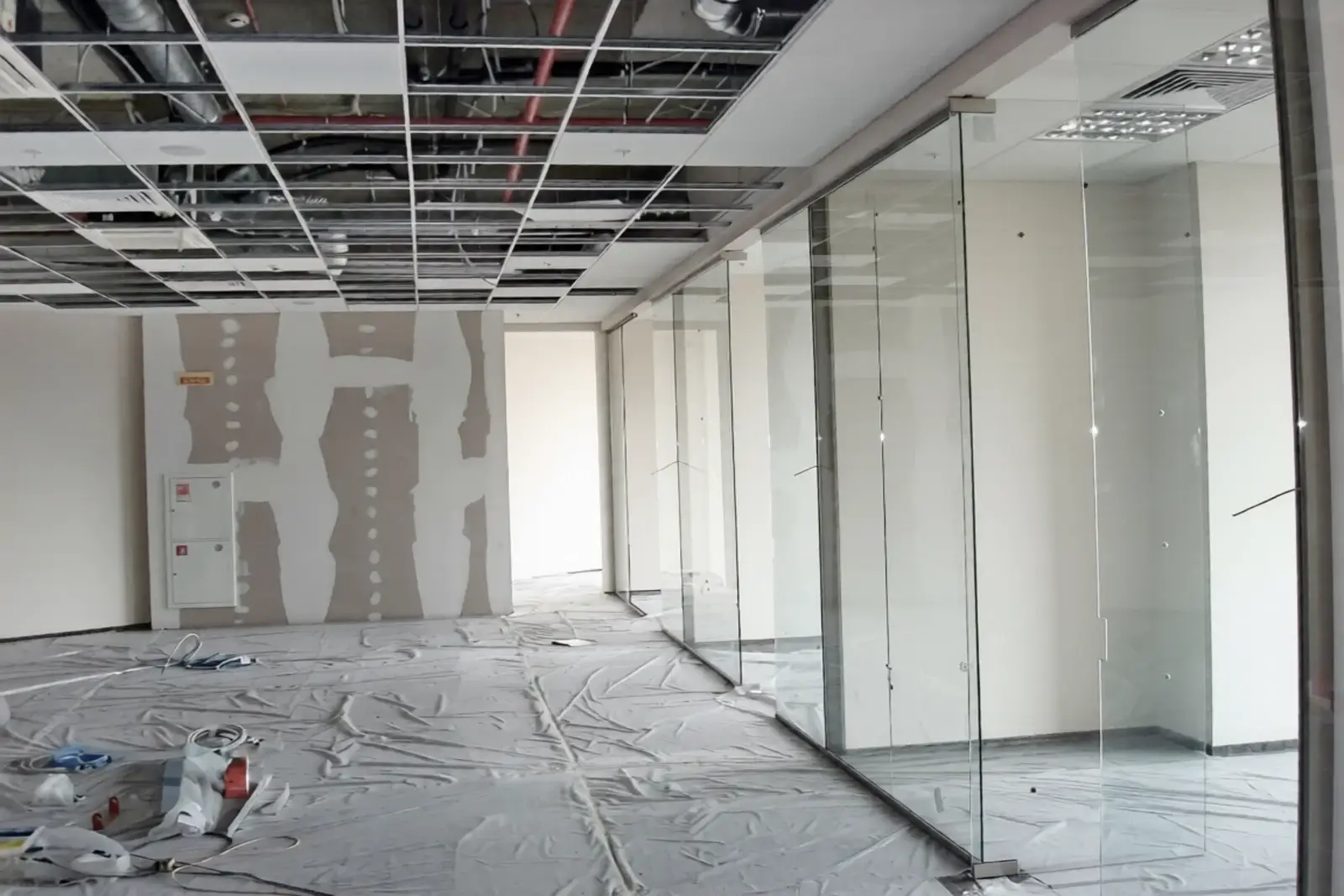 Glass and Aluminum Partition Removal Delhi NCR